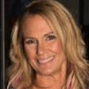 Meet your Posher, Janis